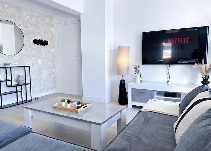 Apartamento Laverne - Stunning Sea View T3 With South-facing Terrace Antibes